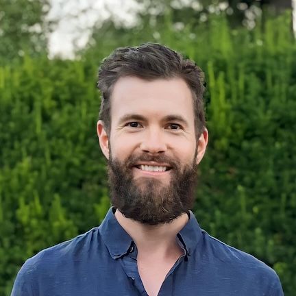A picture of me, the author of this site.